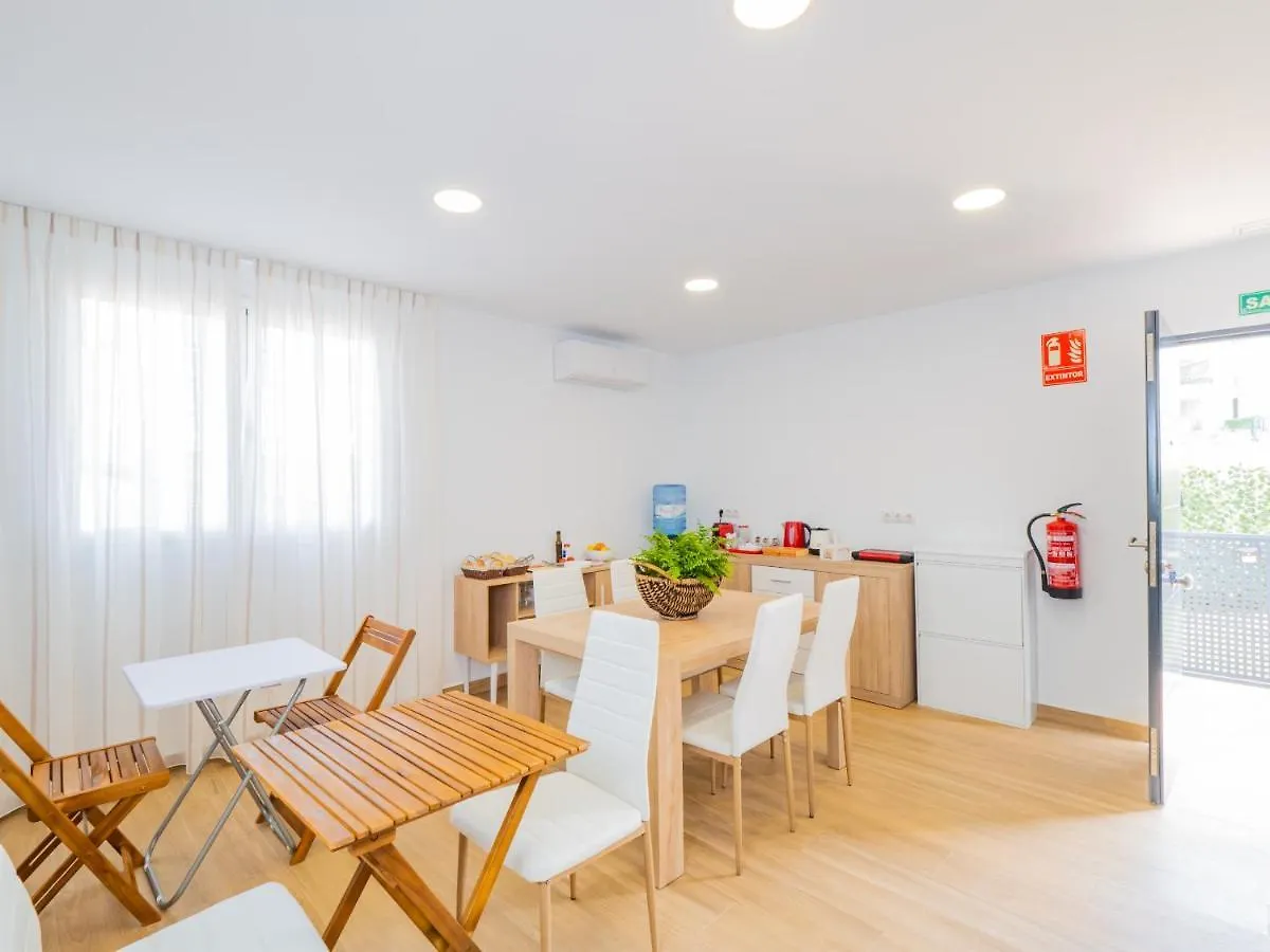 Cubo'S Hostal William'S Sunny 2 With Breakfast Torre de Benagalbon España